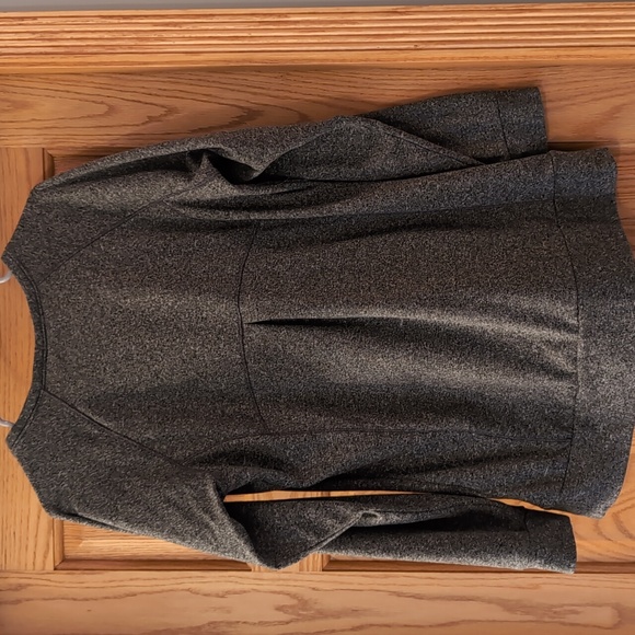 Columbia sweatshirt w/ pockets, size L - Picture 4 of 4